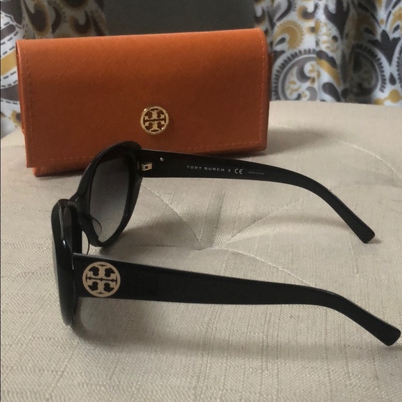 Tory Burch Accessories - Tory Burch sunglasses